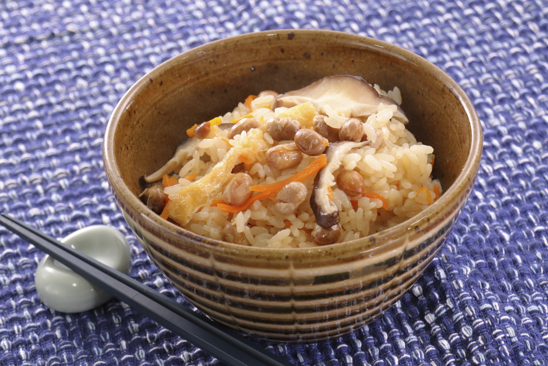 炒り豆の炊き込みご飯のイメージ画像