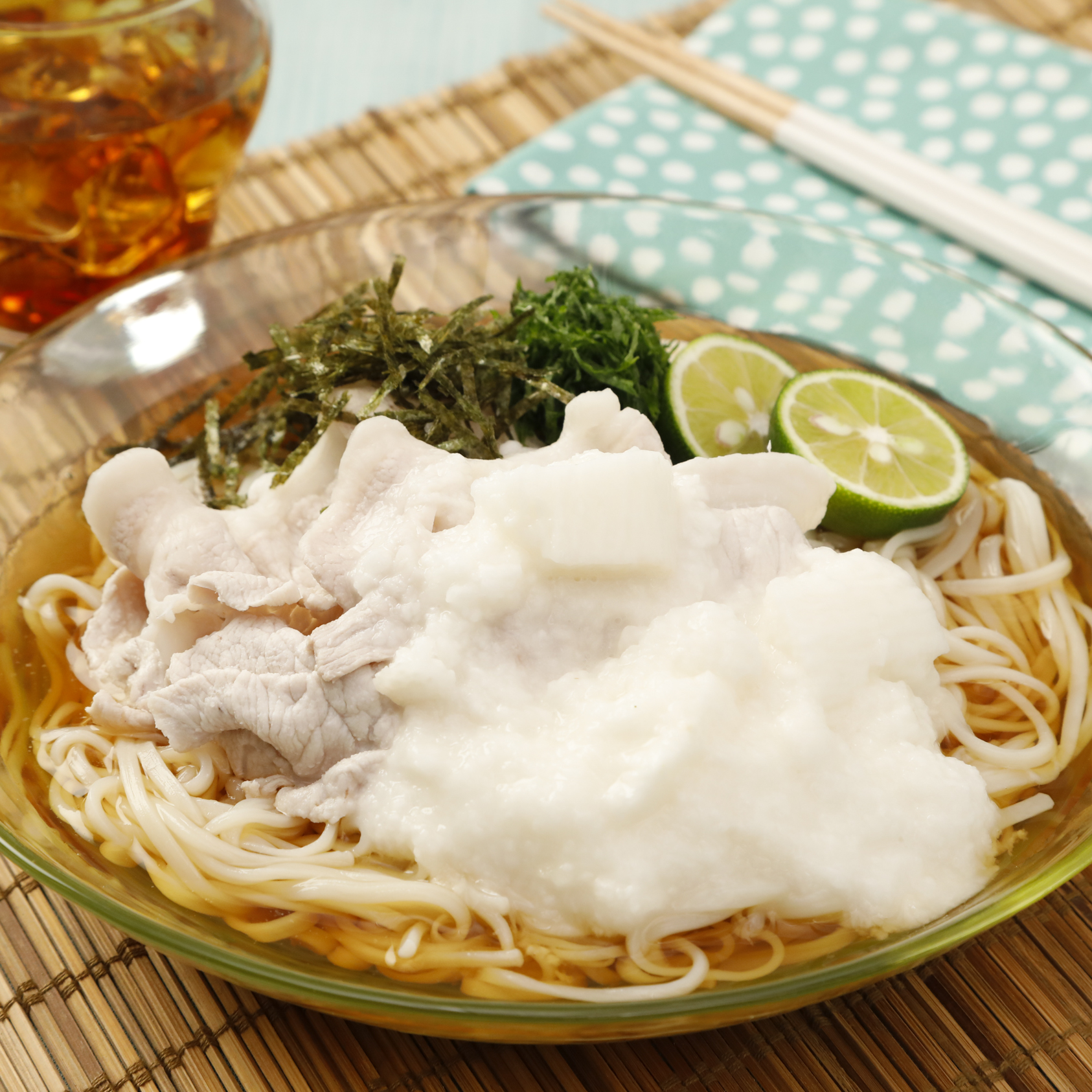稲庭うどんで!豚しゃぶとろろぶっかけ サムネイル画像
