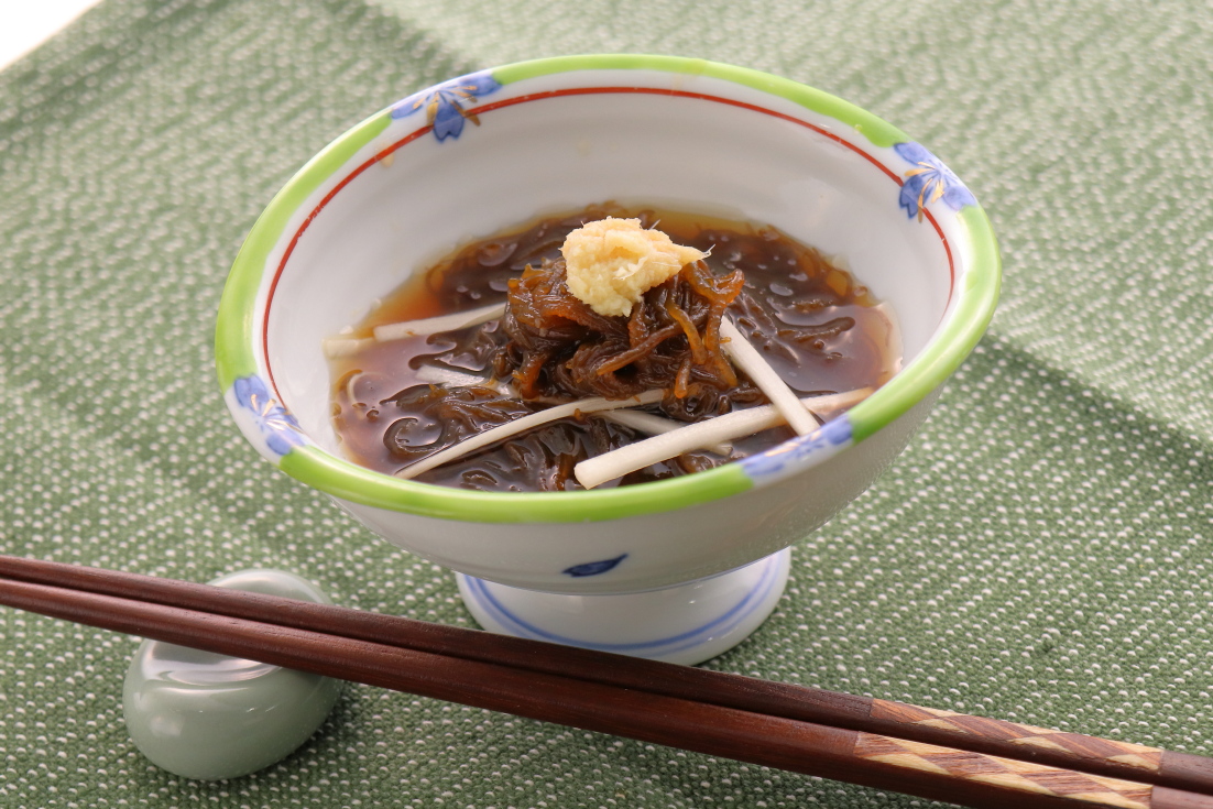 もずくとウドの酢の物 サムネイル画像